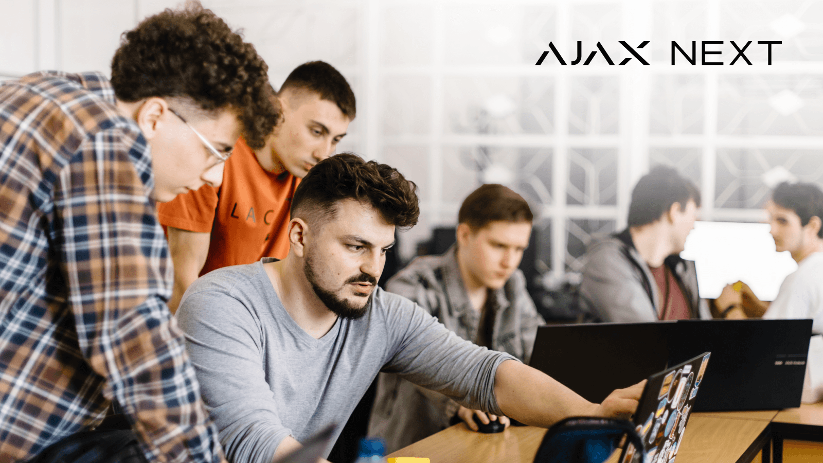 Ajax Systems запускає масштабну освітню ініціативу  «Ajax Next»