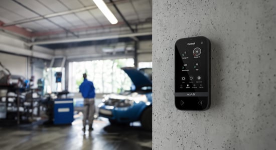 Ajax ovládanie – klávesnica a aplikácia