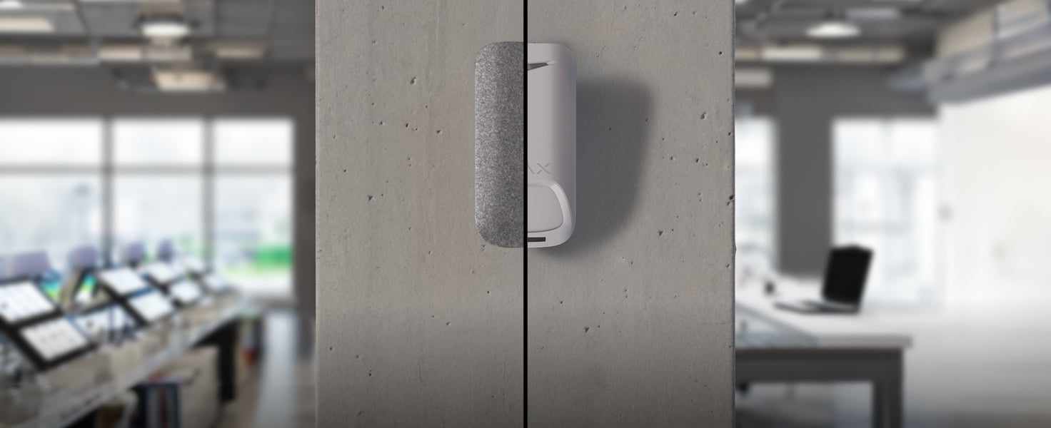 Autenticazione del dispositivo contro la contraffazione