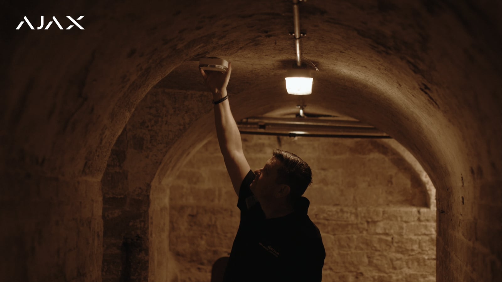 Todos los dispositivos instalados sin dañar las paredes históricas