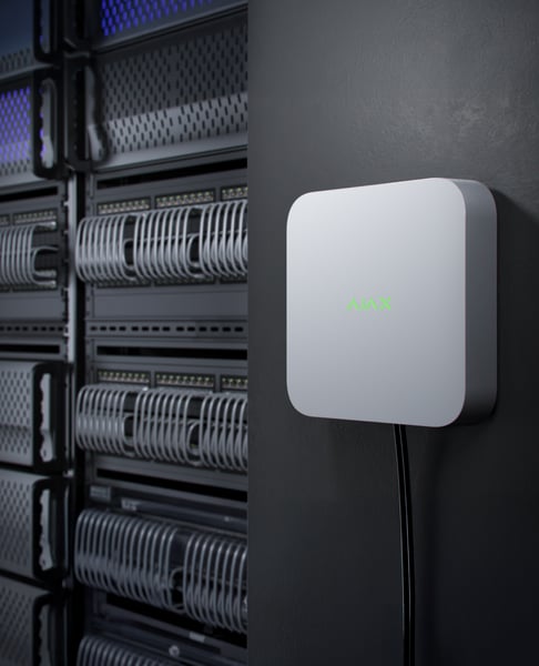 AJAX NVR v serverovni