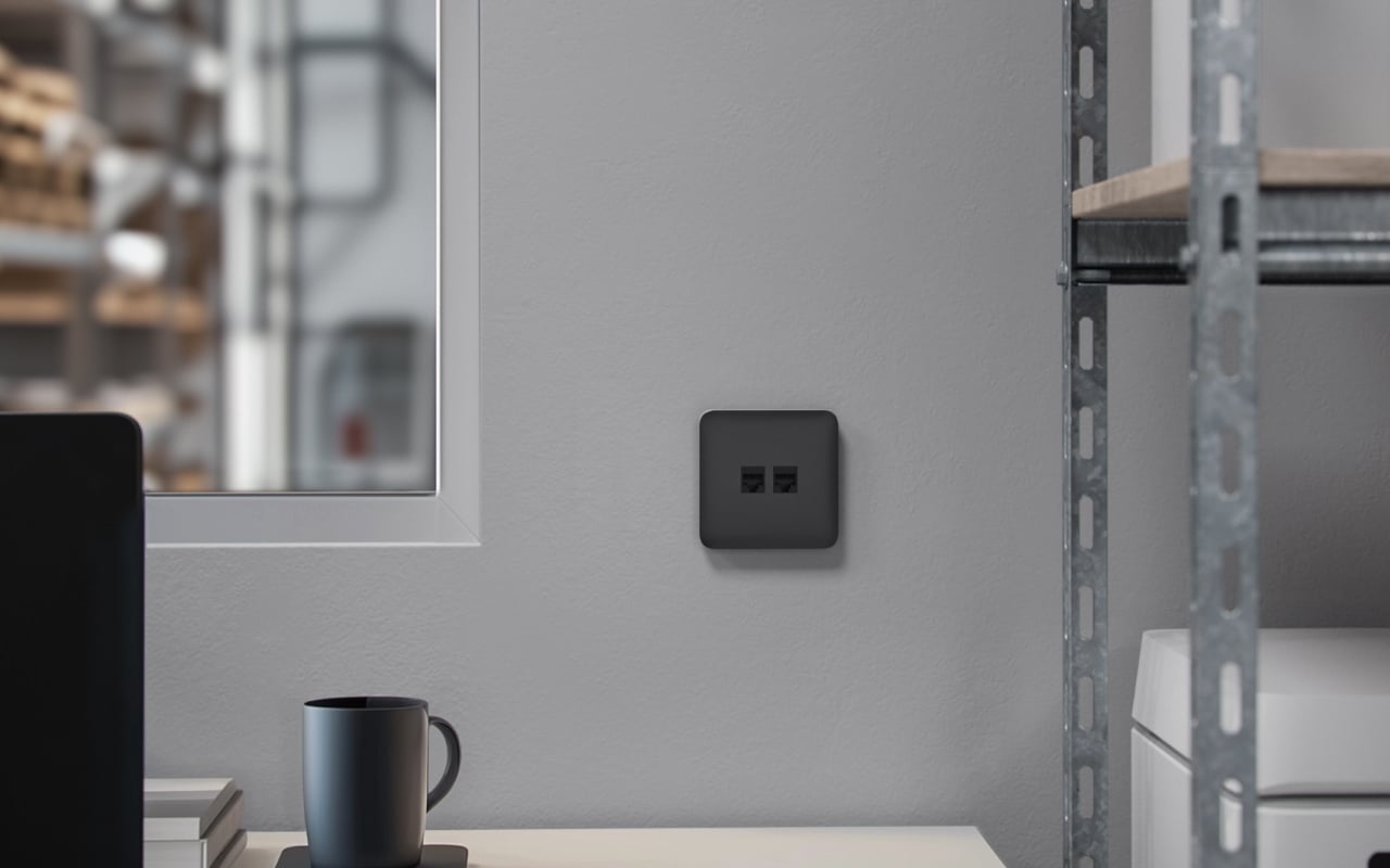 outlet-separate