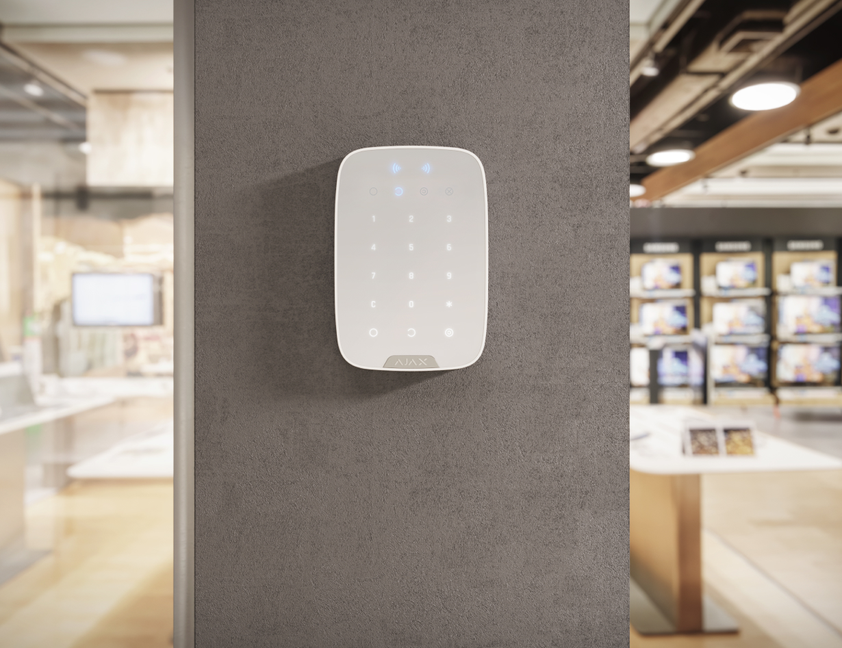 KeyPad Plus — Security keypad with support for contactless chips