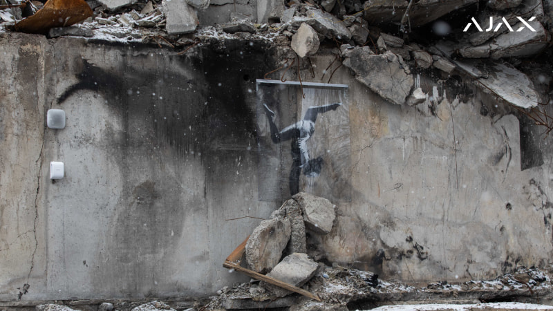 Protéger les symboles de la résilience : Ajax protège les œuvres de Banksy en Ukraine